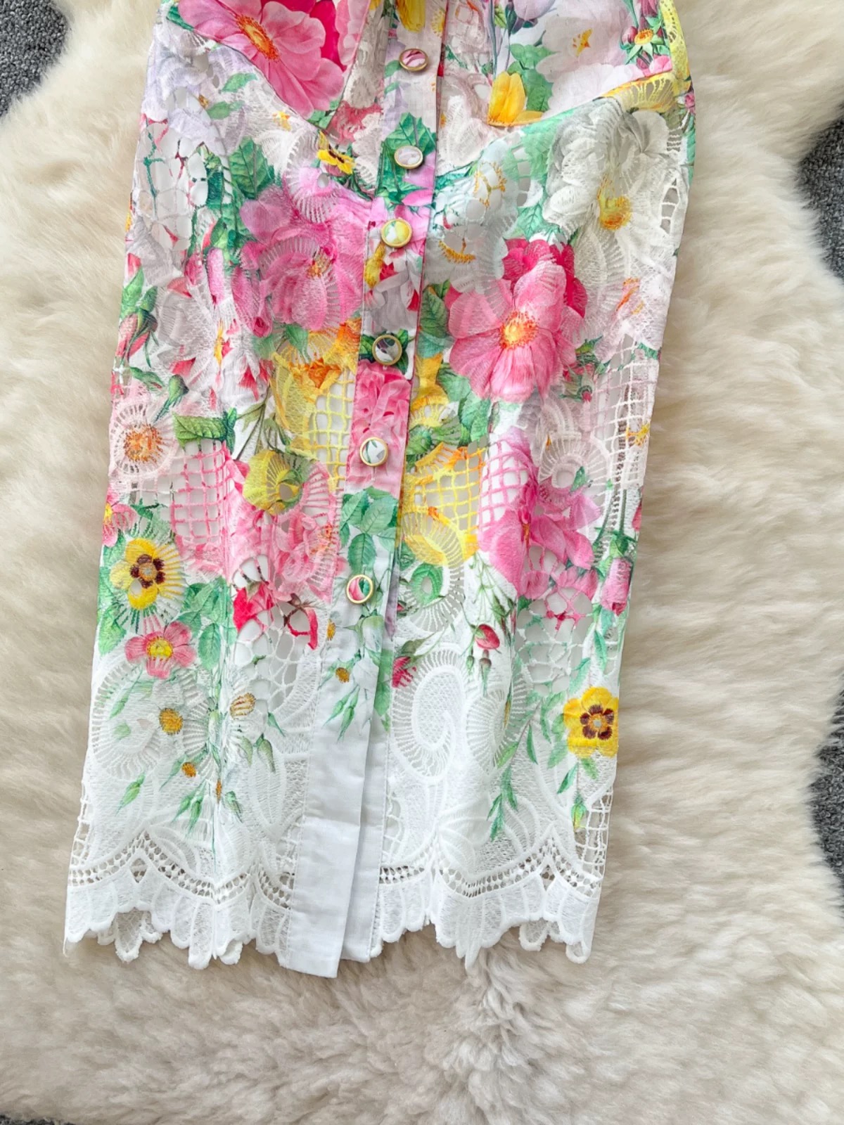 Walk and talk lace dress FBC448 images